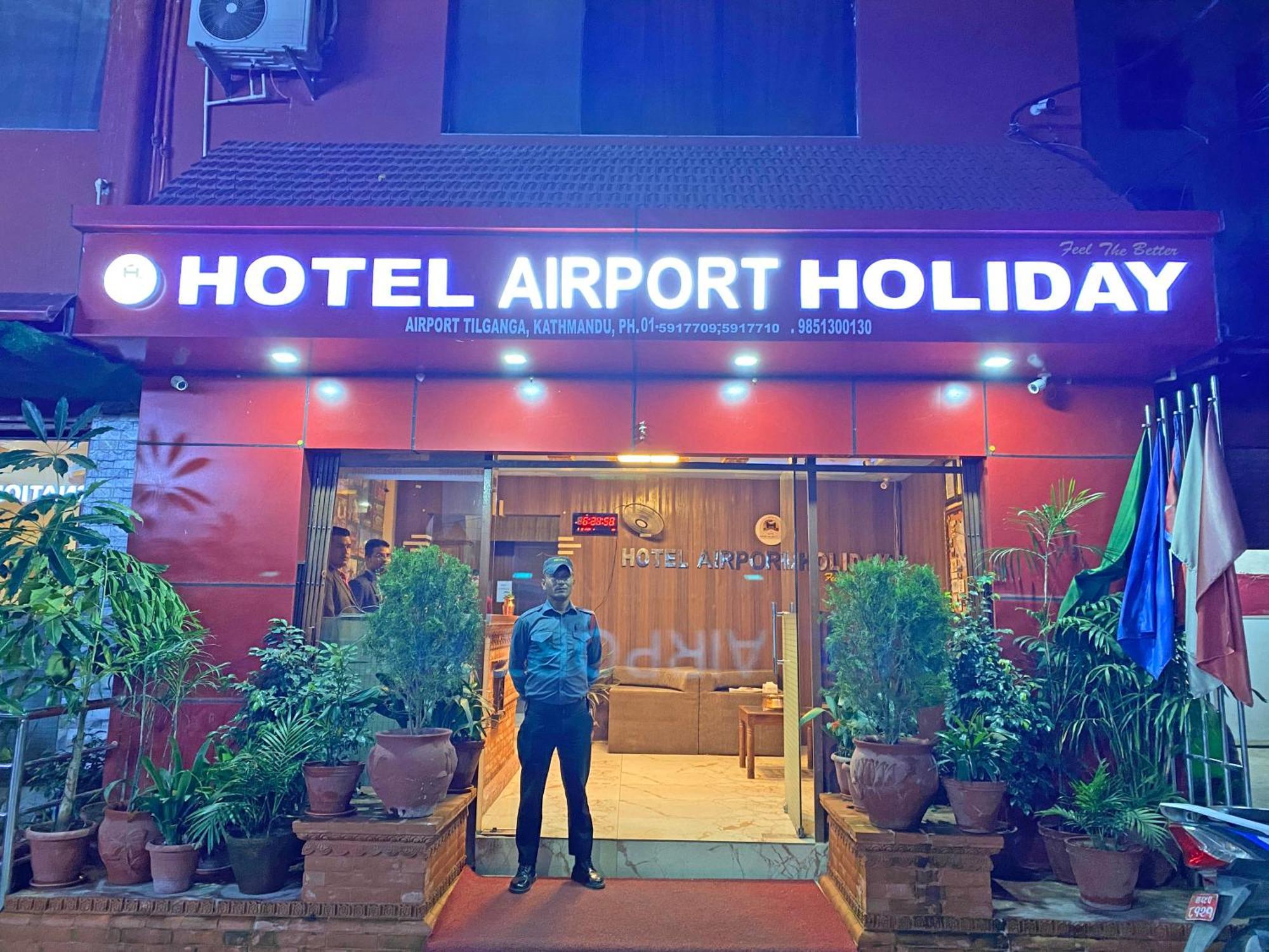 Hotel Airport Holiday Катманду Экстерьер фото